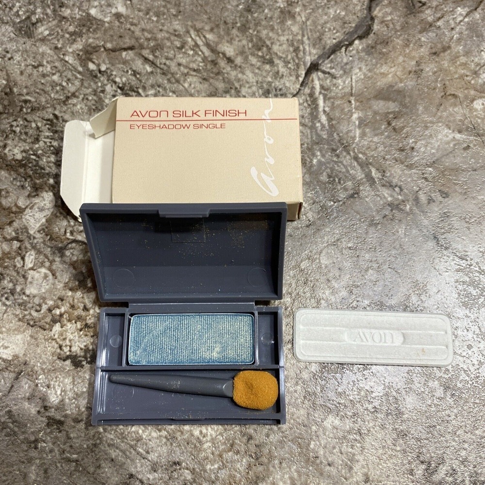 Original Avon Silk‎ Finish Eyeshadow Single In Aquamarine